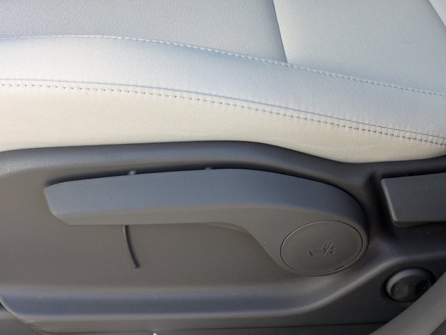 2026 Hyundai Santa Fe Hybrid SE Image 19 of 31