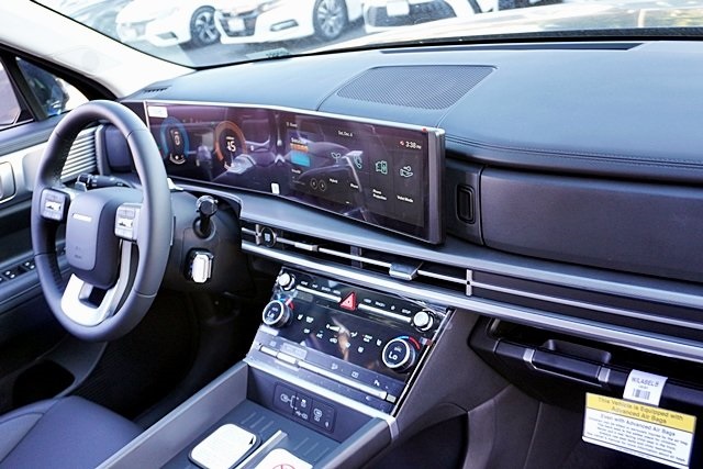 2026 Hyundai Santa Fe Hybrid SEL Image 21 of 41