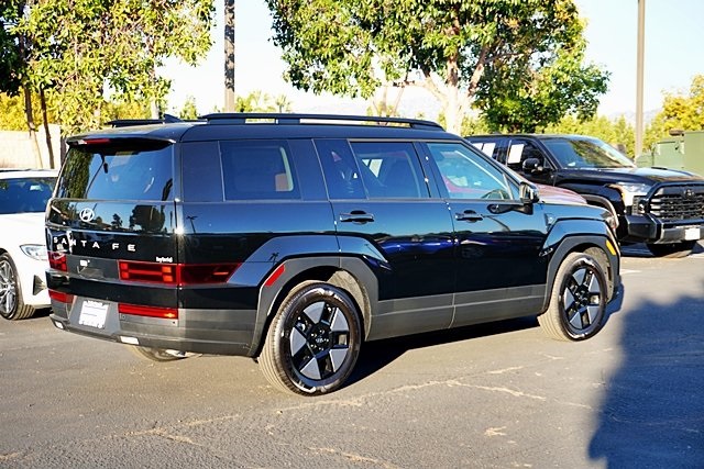 2026 Hyundai Santa Fe Hybrid SEL Image 7 of 41