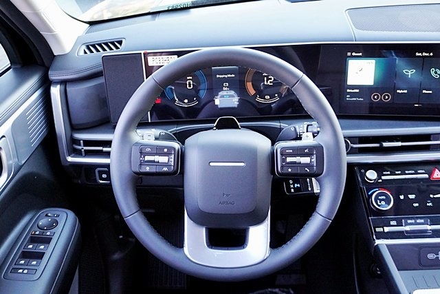 2026 Hyundai Santa Fe Hybrid SEL Image 23 of 41