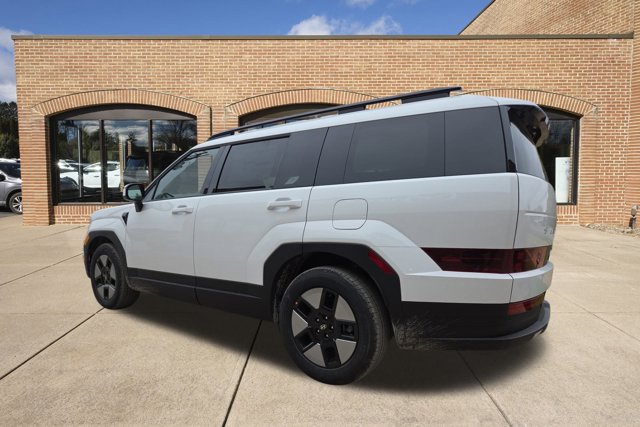 2026 Hyundai Santa Fe Hybrid SEL Image 7 of 29