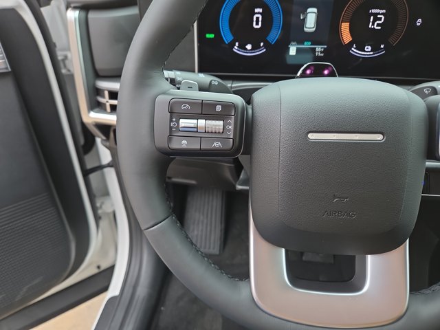 2026 Hyundai Santa Fe Hybrid SEL Image 16 of 29