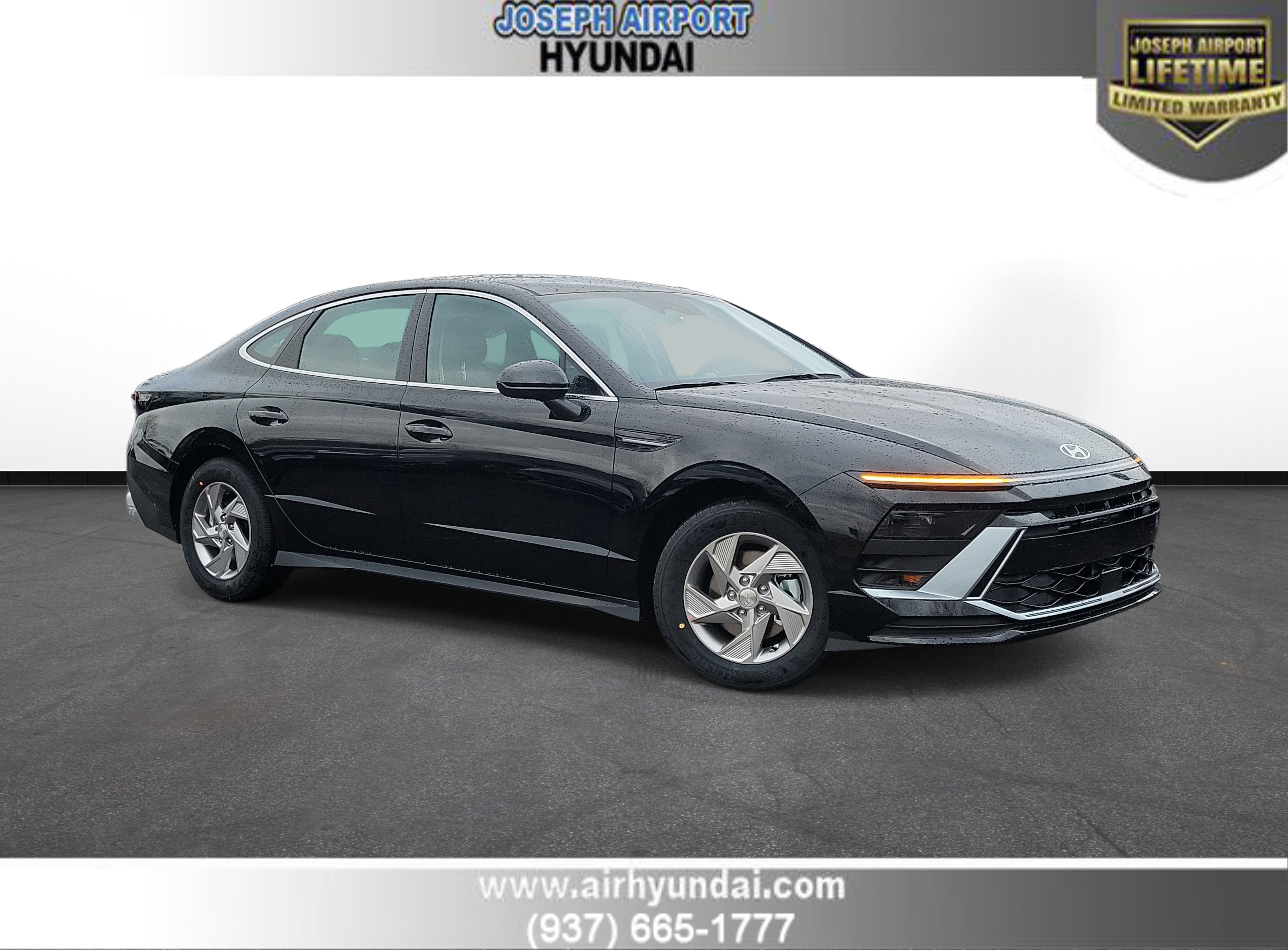 2026 Hyundai Sonata SE Image 2 of 30