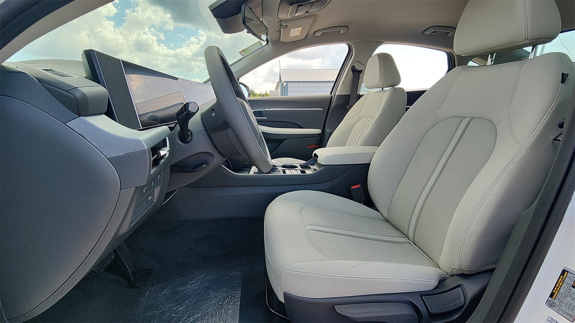 2026 Hyundai Sonata SE Image 12 of 24