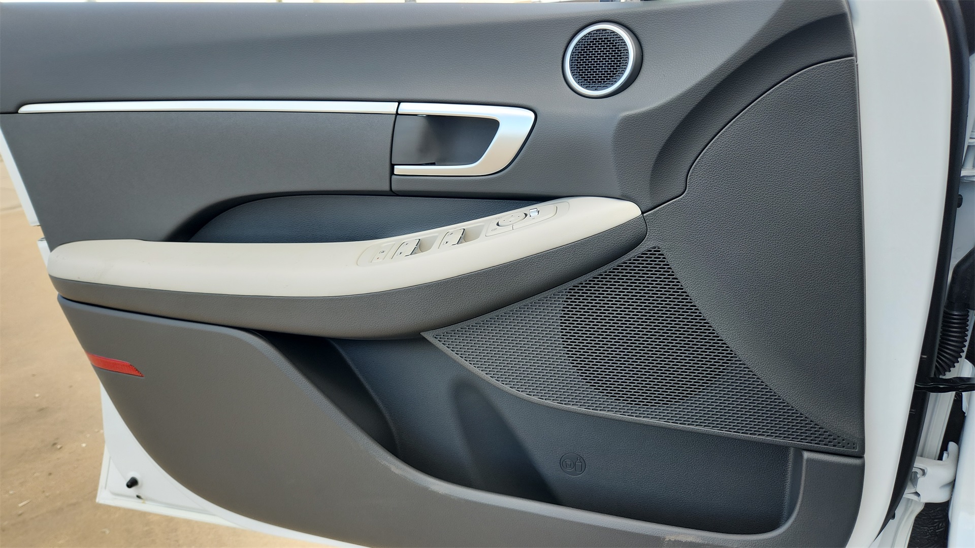 2026 Hyundai Sonata SE Image 18 of 24