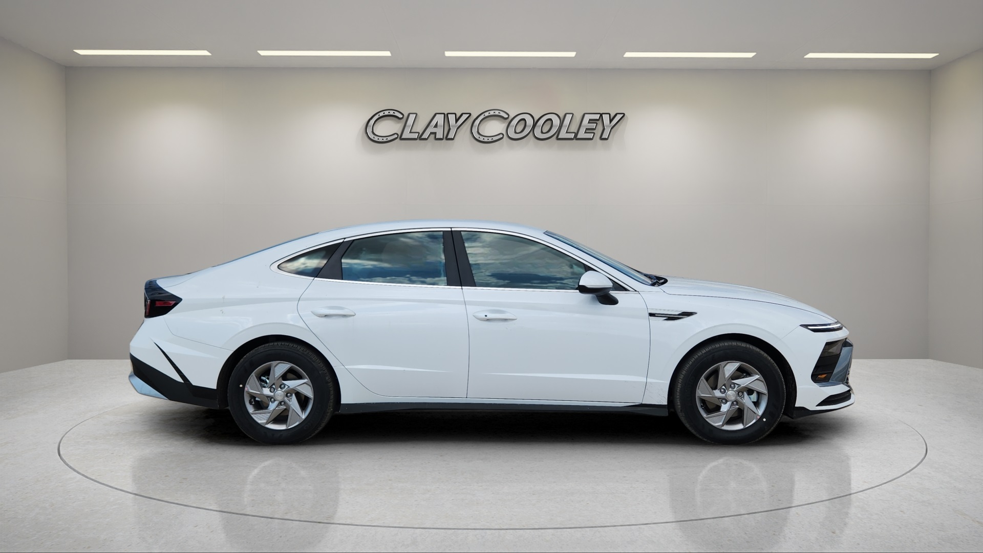 2026 Hyundai Sonata SE Image 4 of 24