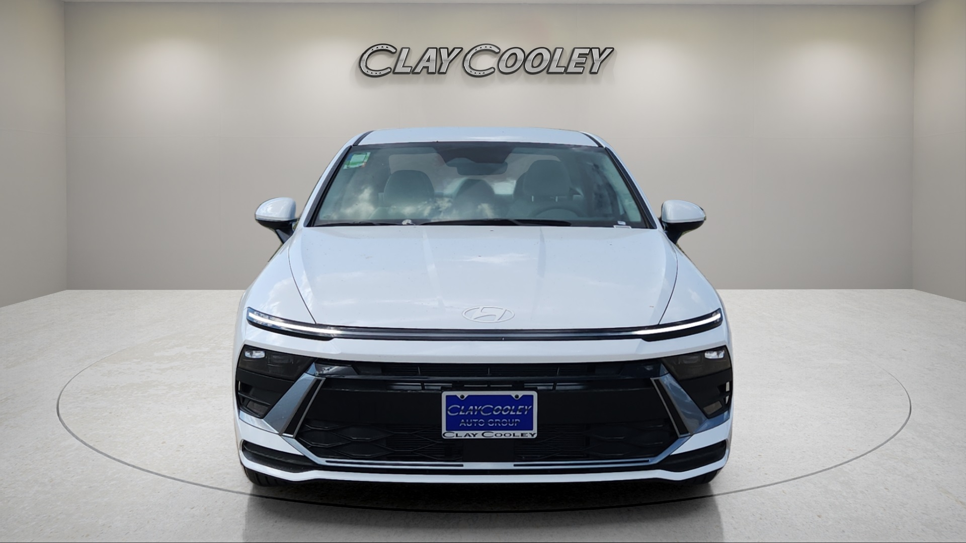 2026 Hyundai Sonata SE Image 2 of 24