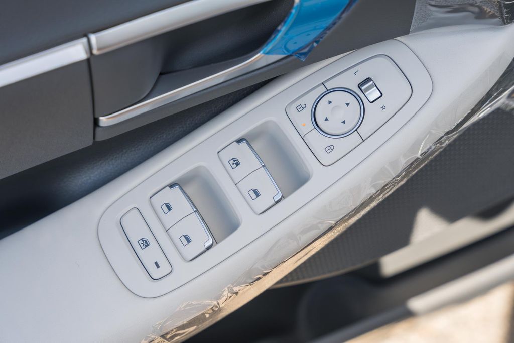 2026 Hyundai Sonata SE Image 25 of 39