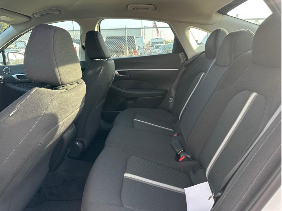 2026 Hyundai Sonata SE Image 11 of 23