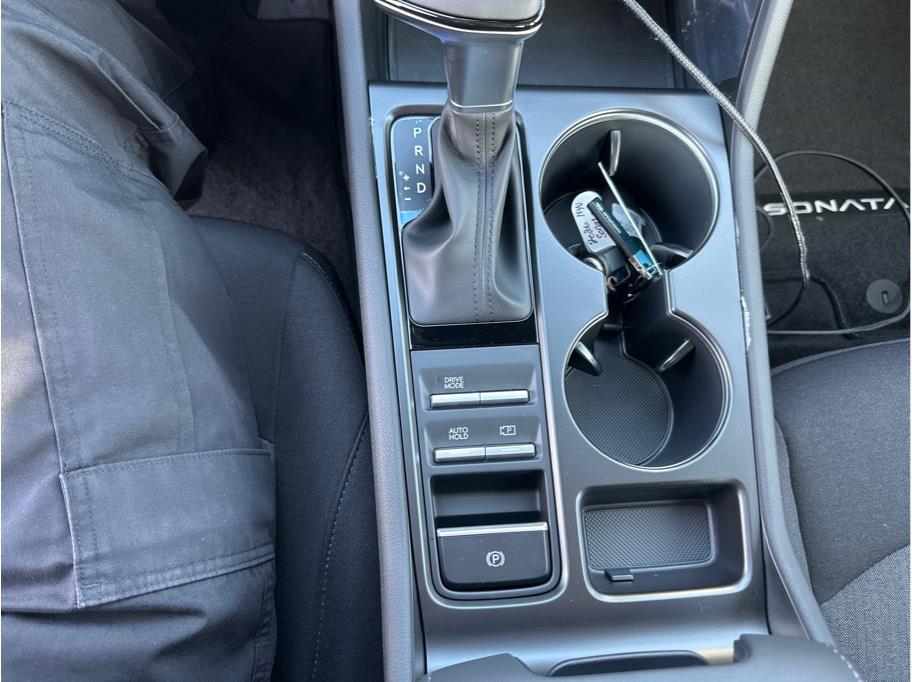 2026 Hyundai Sonata SE Image 18 of 23