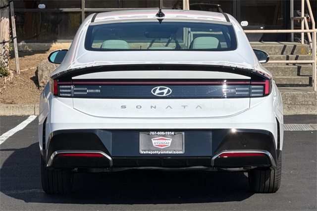 2026 Hyundai Sonata SEL Sport Image 7 of 24