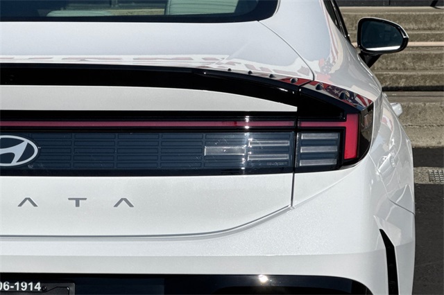 2026 Hyundai Sonata SEL Sport Image 24 of 24