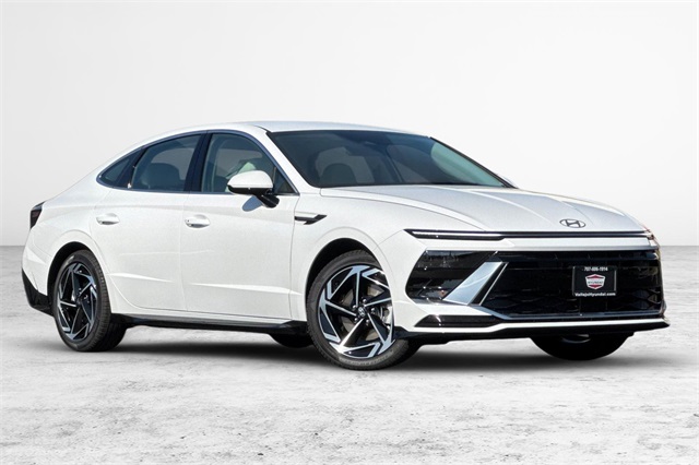 2026 Hyundai Sonata SEL Sport Image 2 of 24