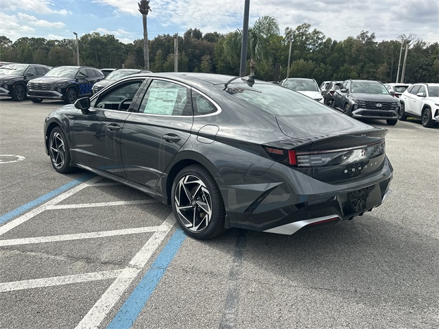2026 Hyundai Sonata SEL Sport Image 7 of 21
