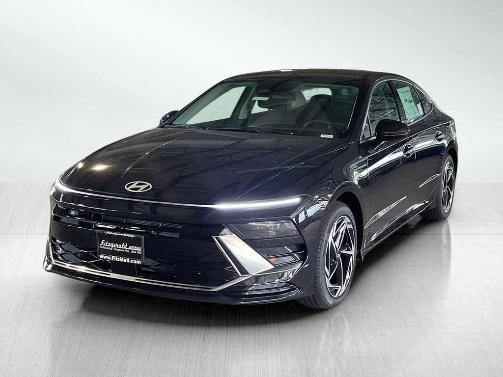 2026 Hyundai Sonata SEL Sport Image 1 of 39
