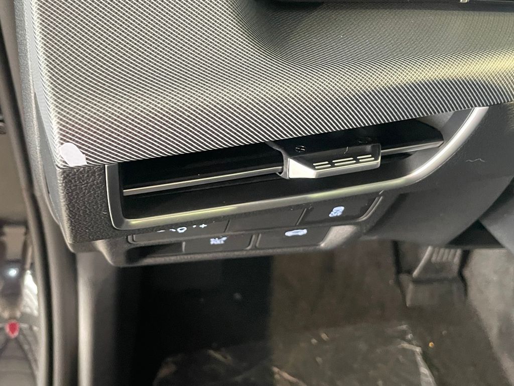 2026 Hyundai Sonata SEL Sport Image 36 of 39