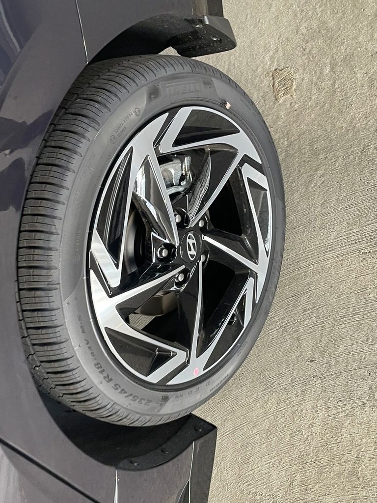 2026 Hyundai Sonata SEL Sport Image 9 of 39