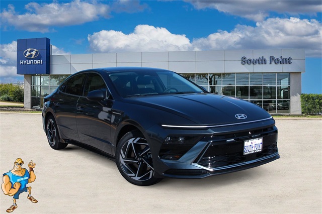 2026 Hyundai Sonata SEL Sport Image 3 of 17