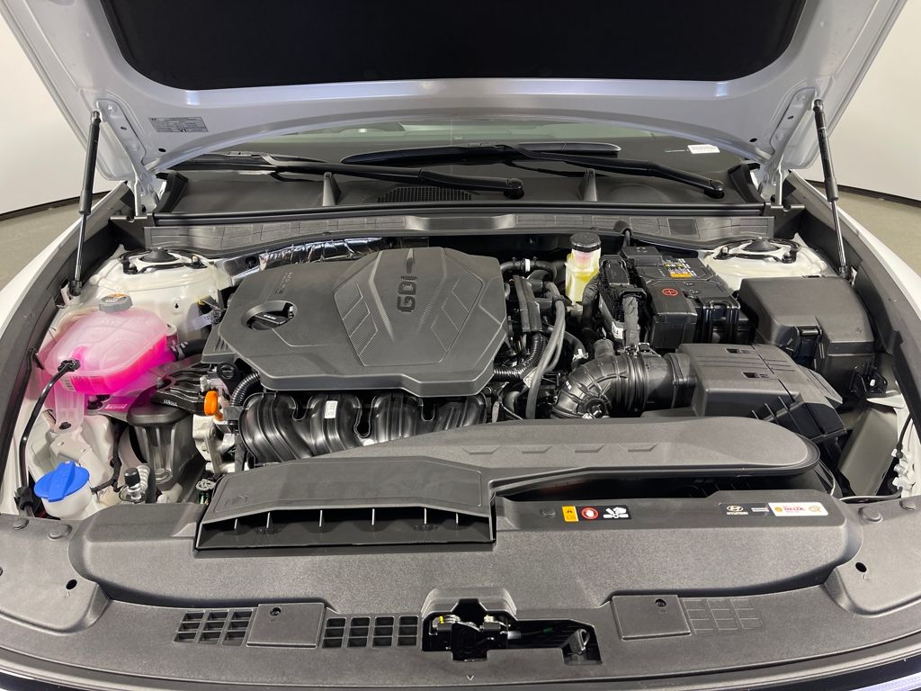 2026 Hyundai Sonata SEL Sport Image 9 of 31