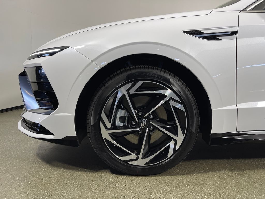 2026 Hyundai Sonata SEL Sport Image 10 of 31
