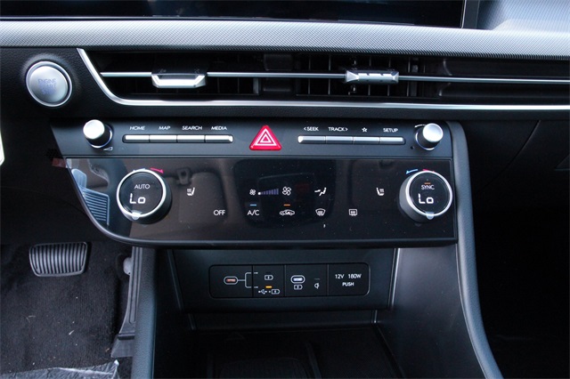 2026 Hyundai Sonata SEL Sport Image 15 of 19