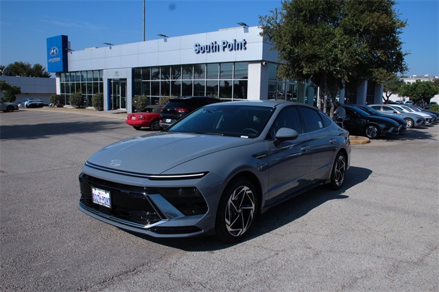 2026 Hyundai Sonata SEL Sport Image 1 of 19