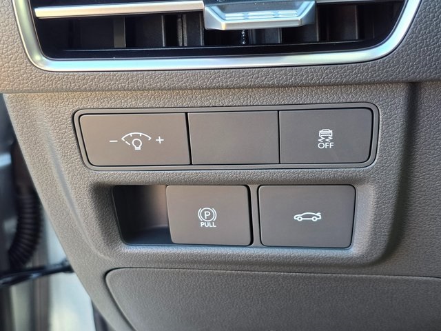 2026 Hyundai Sonata SEL Sport Image 23 of 35