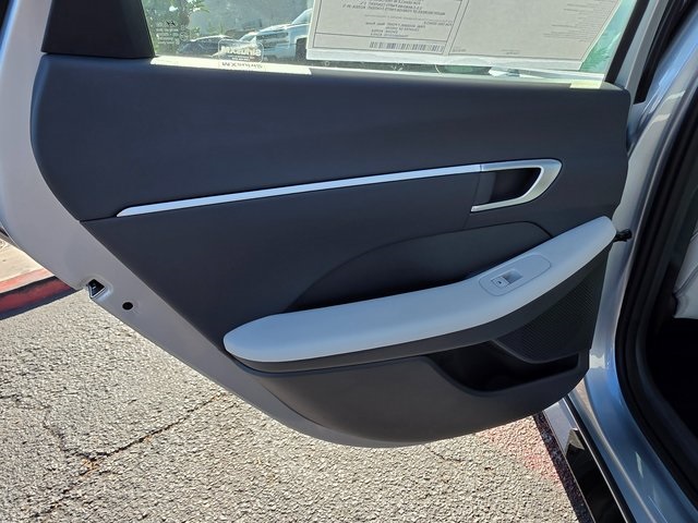 2026 Hyundai Sonata SEL Sport Image 21 of 35