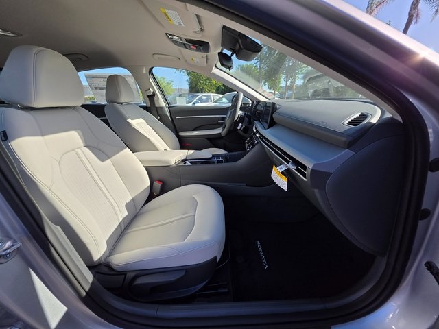 2026 Hyundai Sonata SEL Sport Image 11 of 35