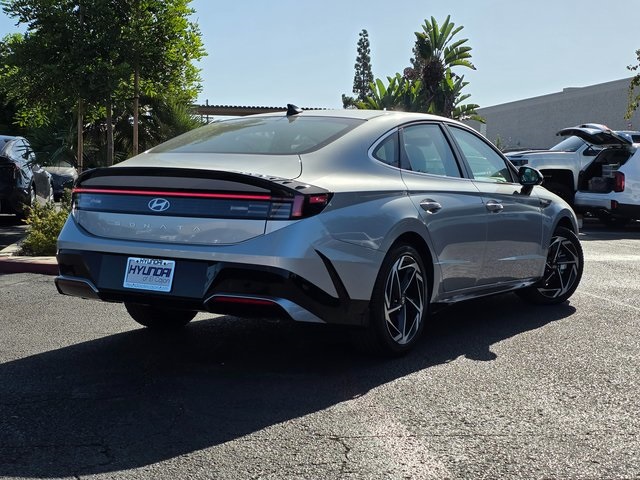 2026 Hyundai Sonata SEL Sport Image 5 of 35