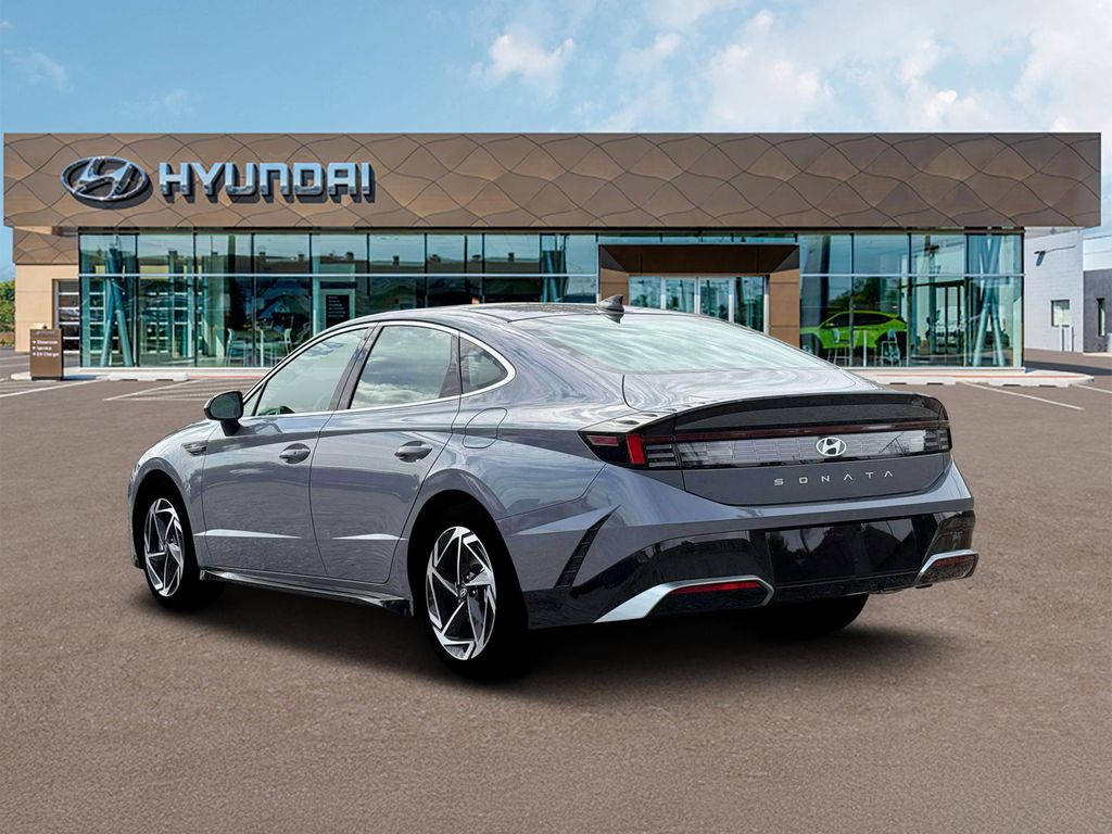 2026 Hyundai Sonata SEL Sport Image 11 of 19