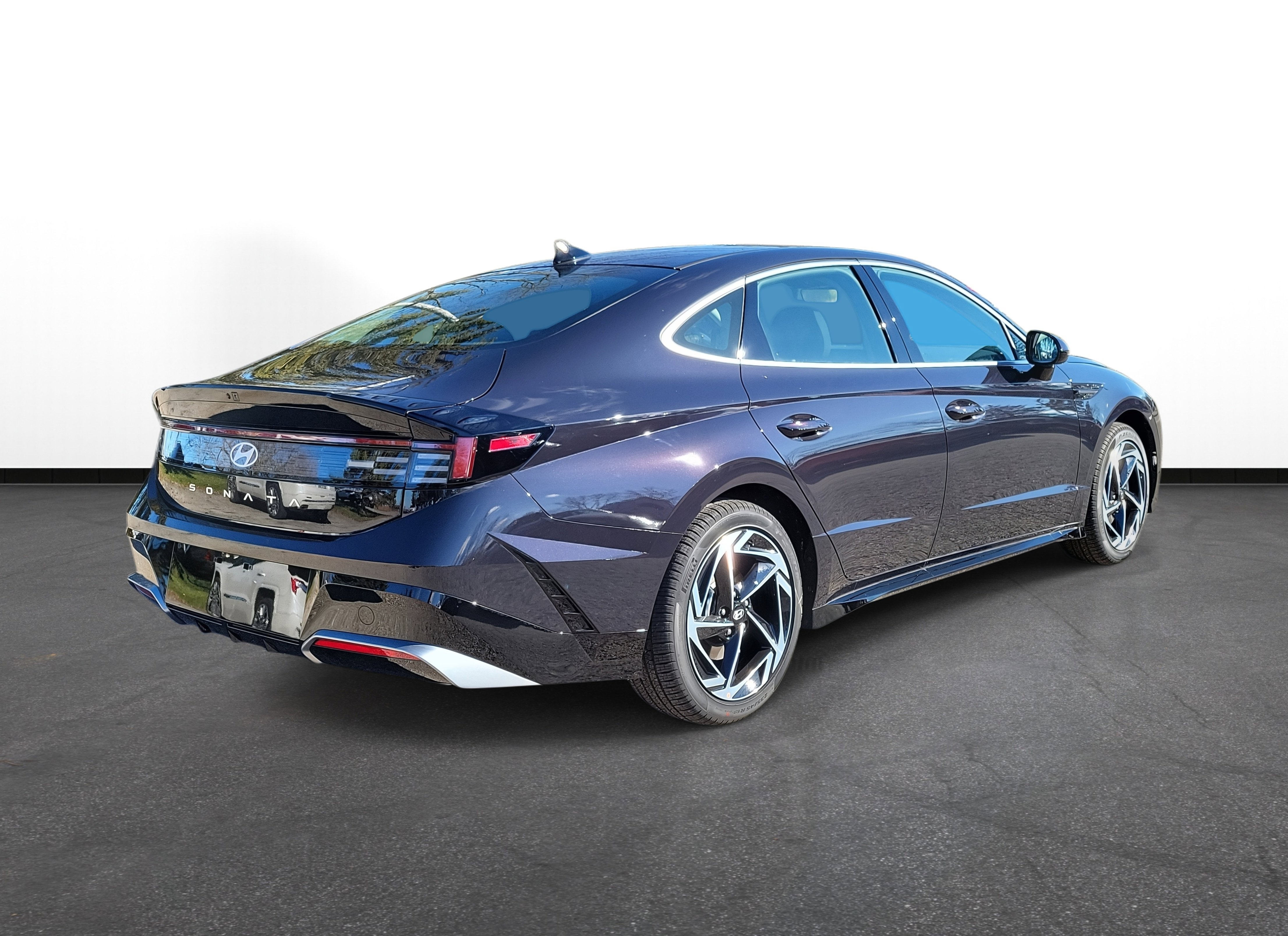 2026 Hyundai Sonata SEL Sport Image 3 of 30