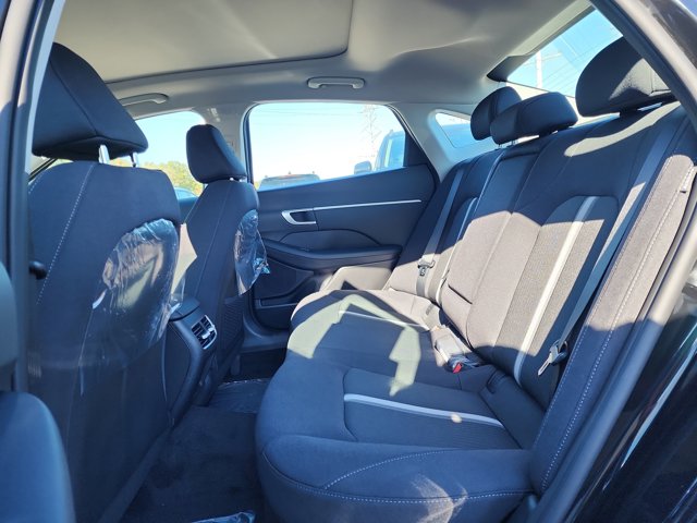2026 Hyundai Sonata Hybrid SEL Image 5 of 14