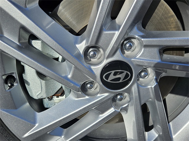 2026 Hyundai Tucson SE Image 27 of 31