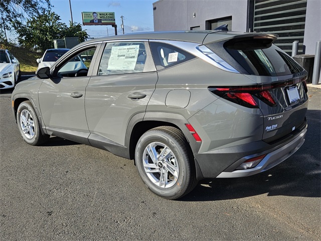 2026 Hyundai Tucson SE Image 7 of 31