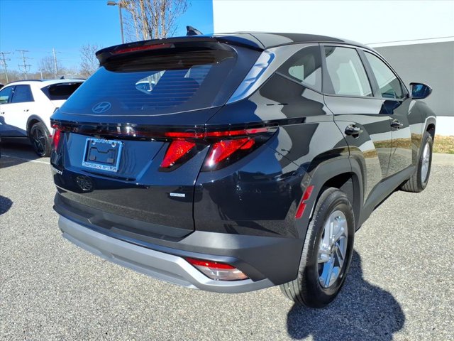 2026 Hyundai Tucson SE Image 3 of 22