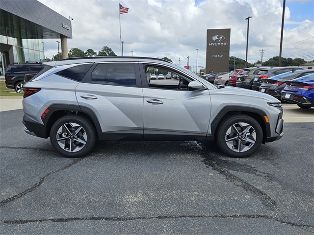 2026 Hyundai Tucson SEL Image 3 of 29
