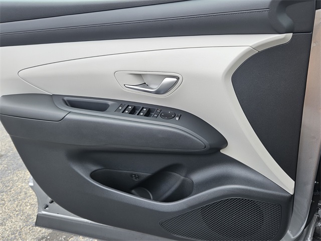 2026 Hyundai Tucson SEL Image 19 of 29