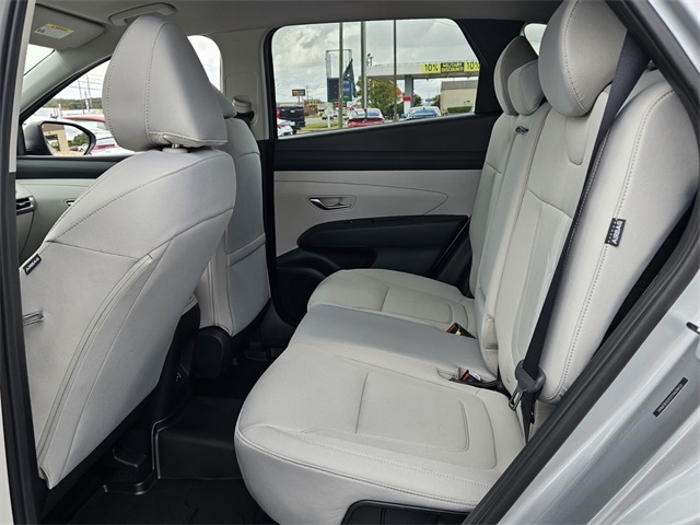 2026 Hyundai Tucson SEL Image 12 of 29