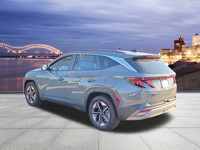 2026 Hyundai Tucson SEL Image 2 of 14