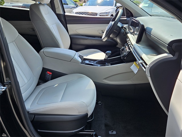 2026 Hyundai Tucson SEL Image 13 of 33