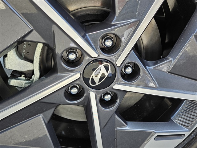 2026 Hyundai Tucson SEL Image 20 of 33