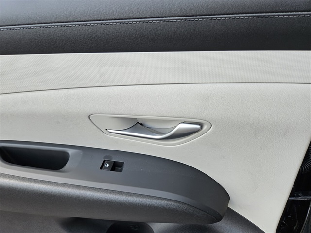 2026 Hyundai Tucson SEL Image 21 of 33