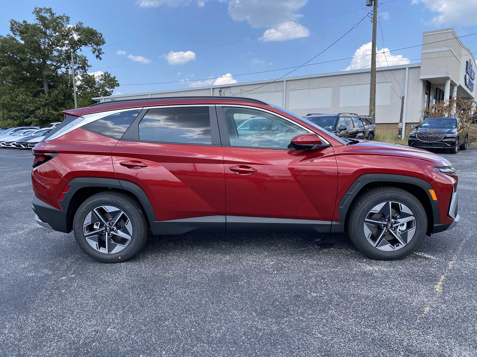 2026 Hyundai Tucson SEL Image 5 of 32