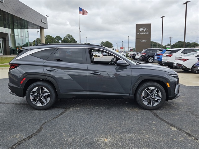 2026 Hyundai Tucson SEL Image 4 of 29