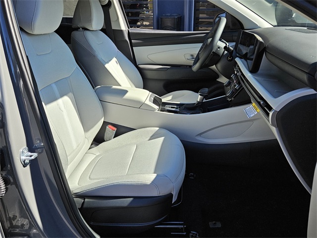 2026 Hyundai Tucson SEL Image 12 of 31