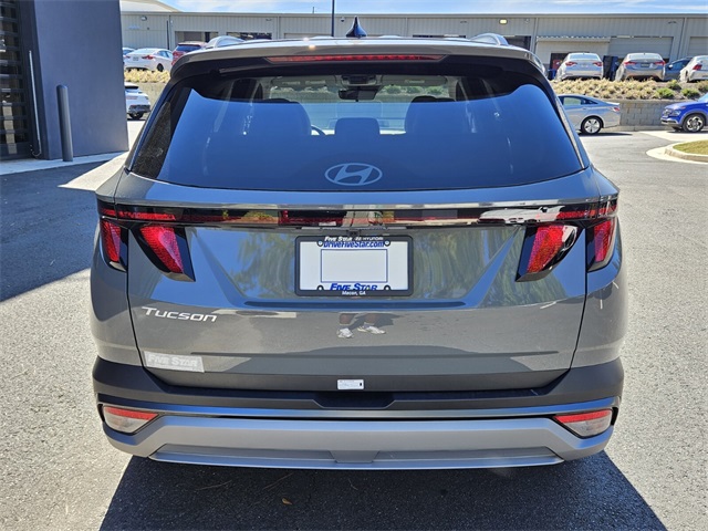 2026 Hyundai Tucson SEL Image 5 of 31