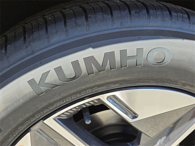 2026 Hyundai Tucson SEL Image 9 of 31