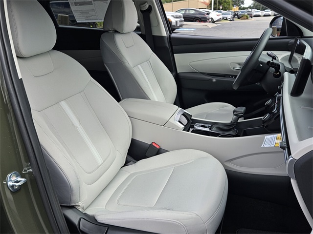 2026 Hyundai Tucson SEL Image 12 of 28