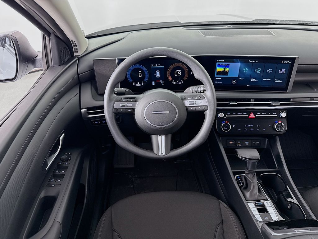 2026 Hyundai Tucson SEL Image 18 of 31